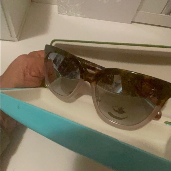 Kate spade new mirror sunglass without tag